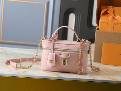 Vanity Chain Pouch