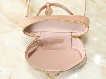 Vanity Chain Pouch