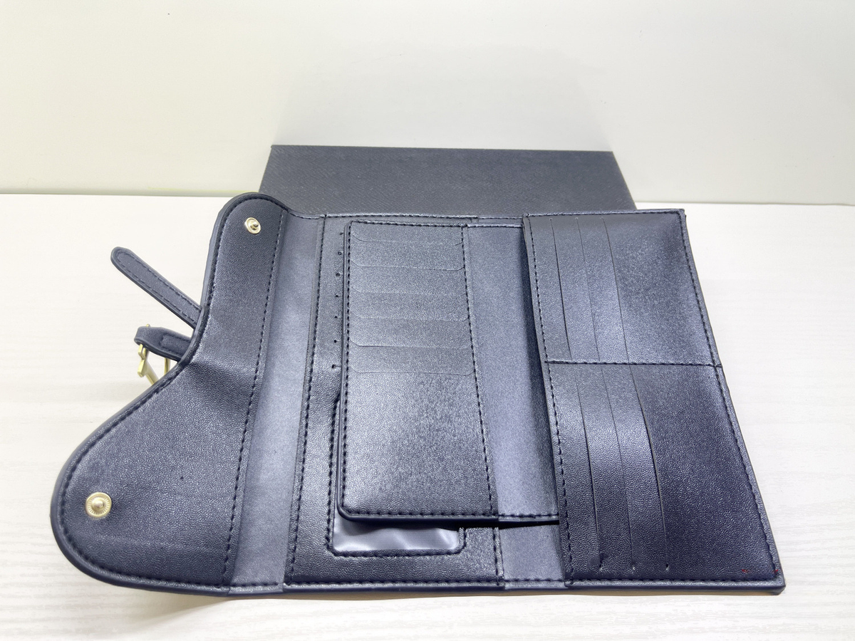 Oblique Saddle Wallet