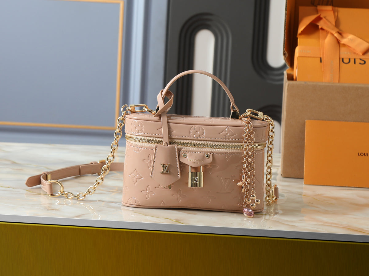 Vanity Chain Pouch