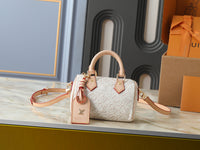 Monogram Embleme Milk