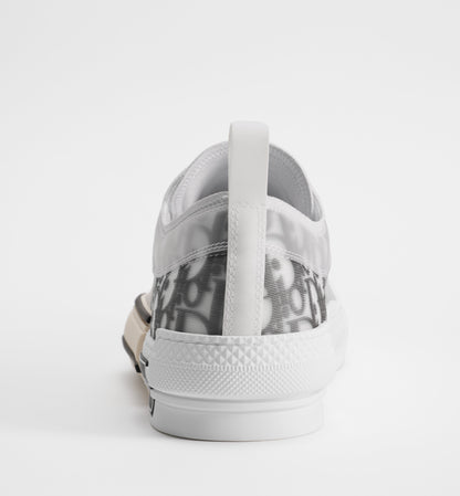 B23 League Sneaker