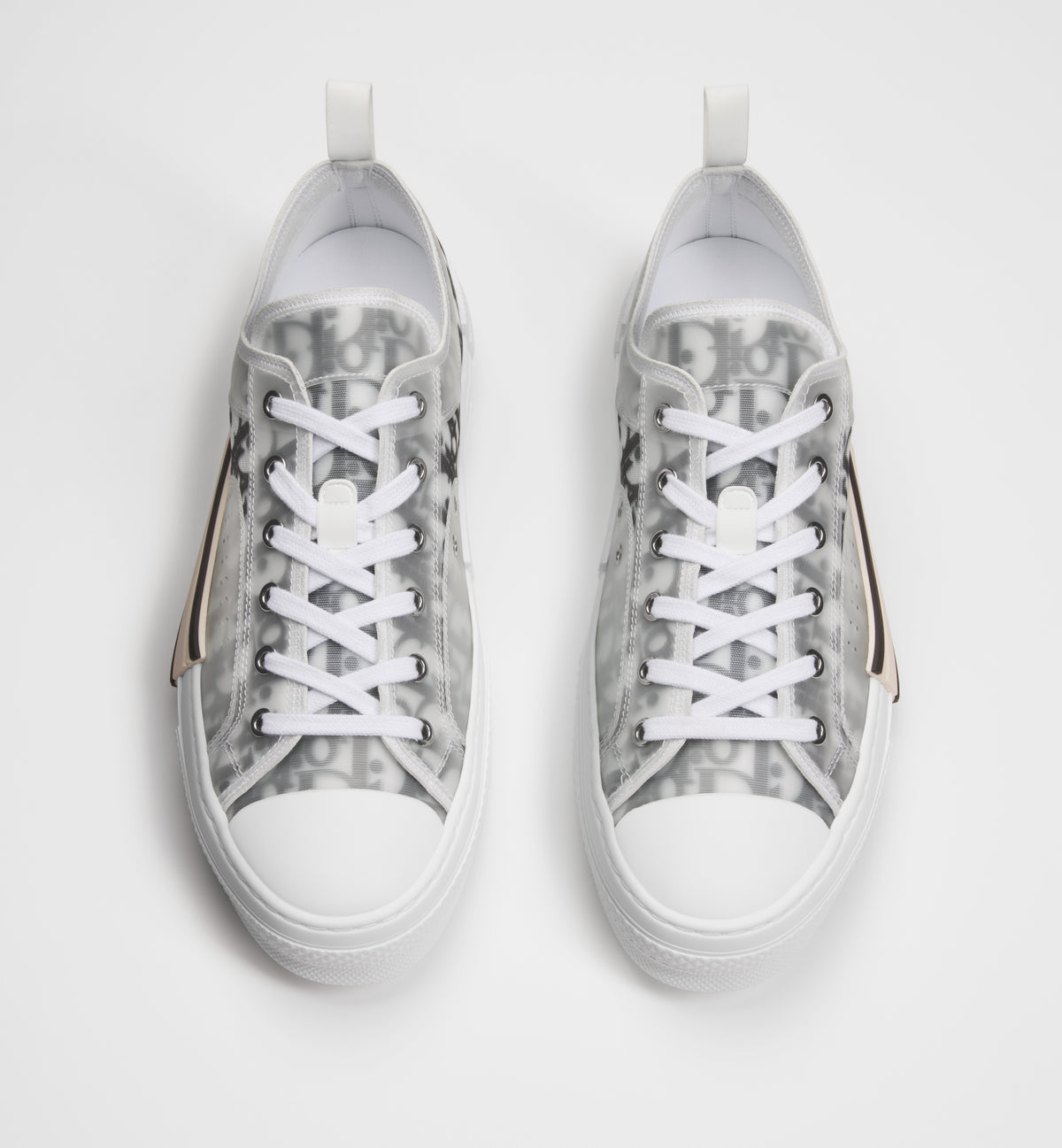 B23 League Sneaker